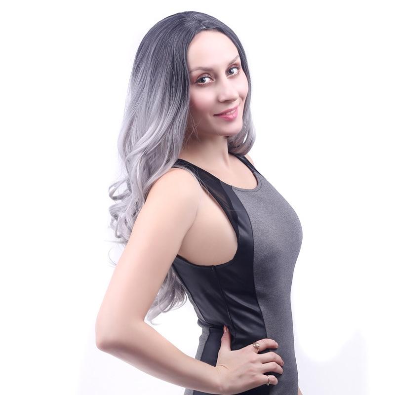 Medium Curly Wig with Bangs - Gray